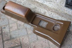 Gloss-Terra-Brown-deep-recesss-centre-console-with-lid-attached