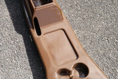 Gloss-fawn-brown-shallow-recess-centre-console