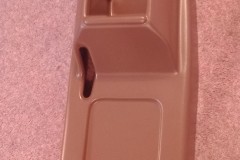 Shallow recess centre console