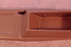 Shallow recess centre console