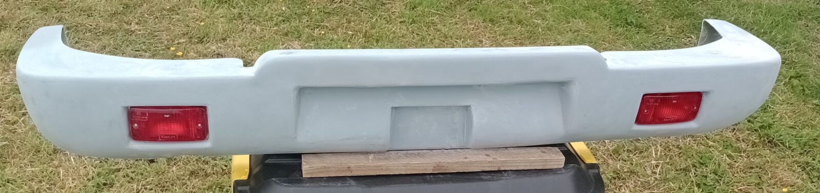 Wipac-style rear bumper